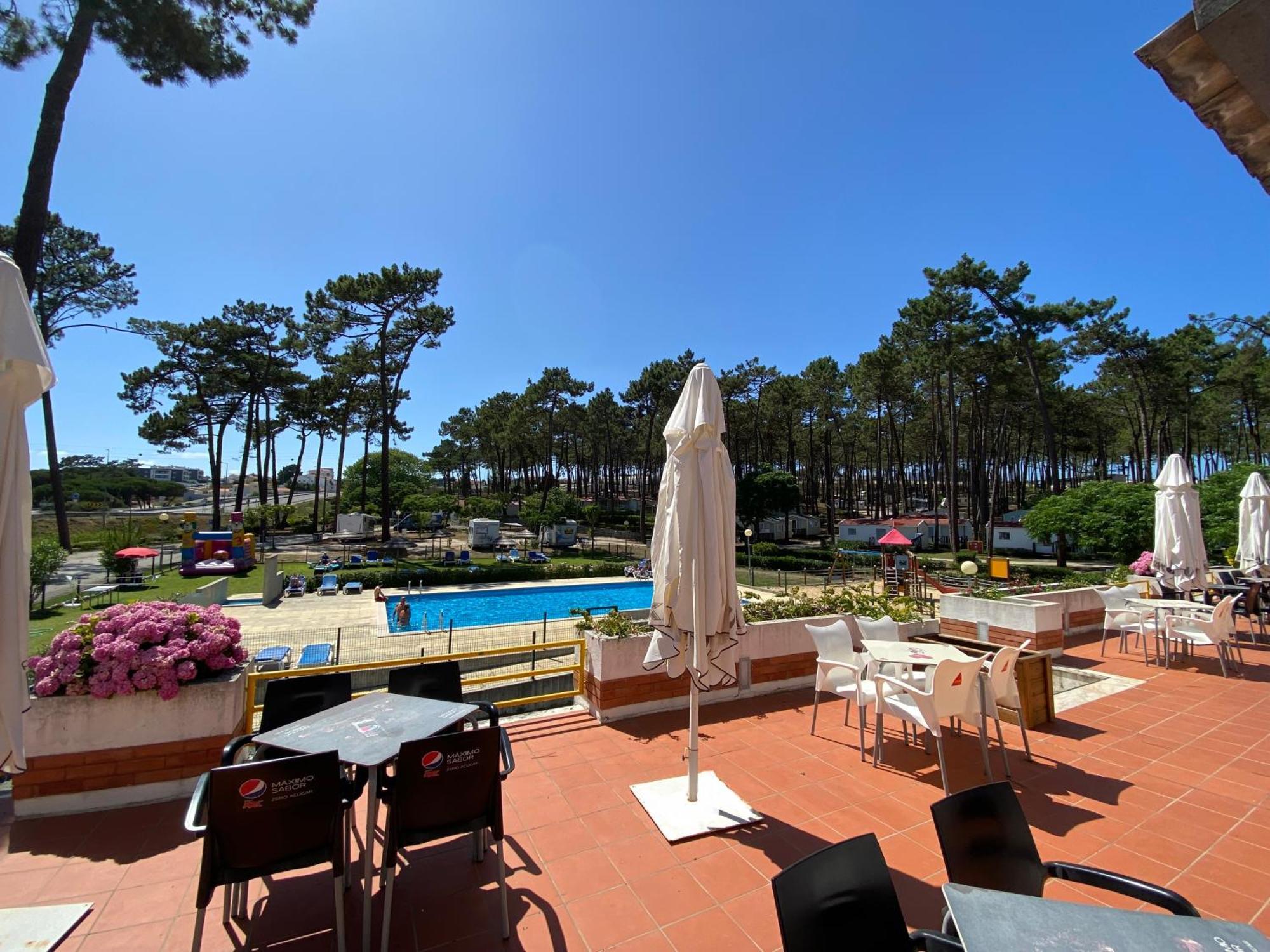 Parque De Campismo Orbitur Valado Hotel Назаре Екстериор снимка